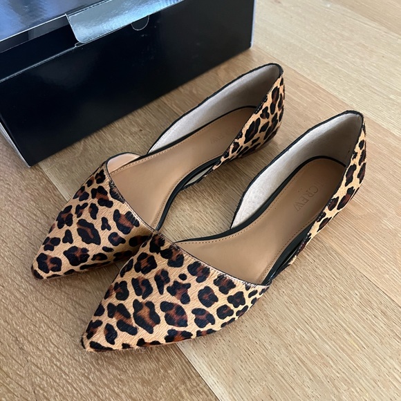 J. Crew flat shoes size 9 - new in box - Picture 3 of 3